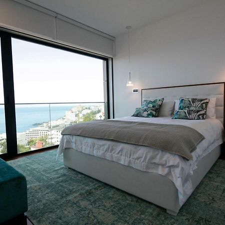 Spacious Luxury Holiday Apartment With A Great View, Funchal, Free Wifi And Parking Bagian luar foto