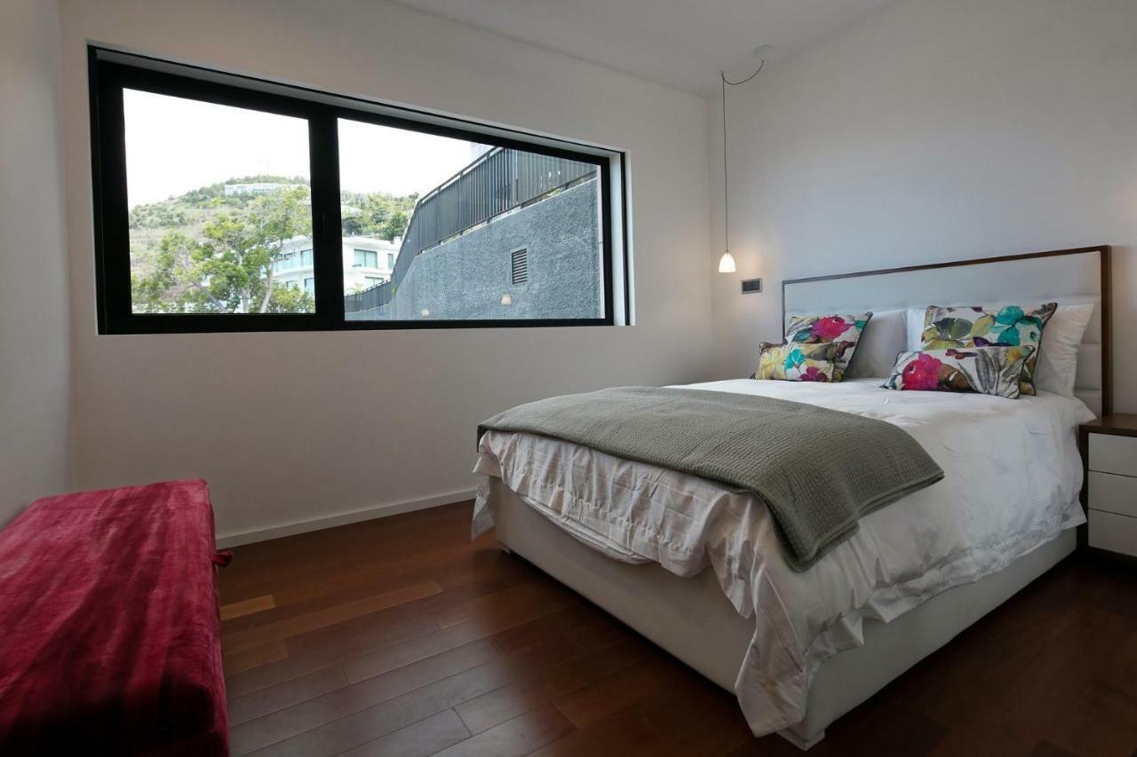Spacious Luxury Holiday Apartment With A Great View, Funchal, Free Wifi And Parking Bagian luar foto
